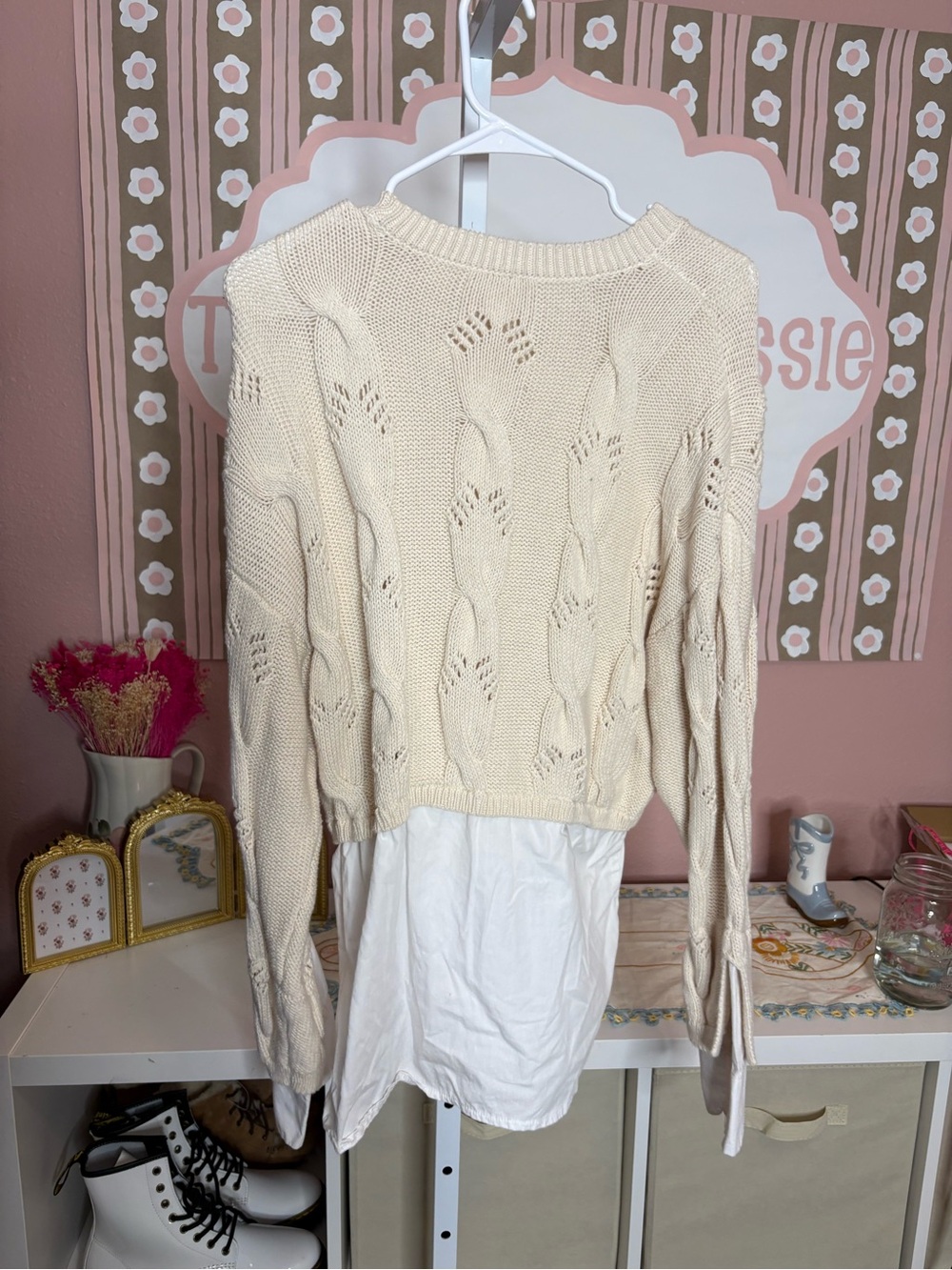 Women's Pilcro Anthropologie Cream Cable Knit Cropped Sweater - Picture 4 of 4